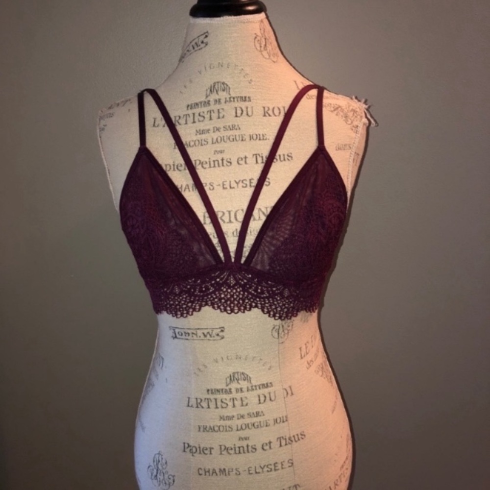 Purple Strappy Victoria’s Secret Bralette Size M